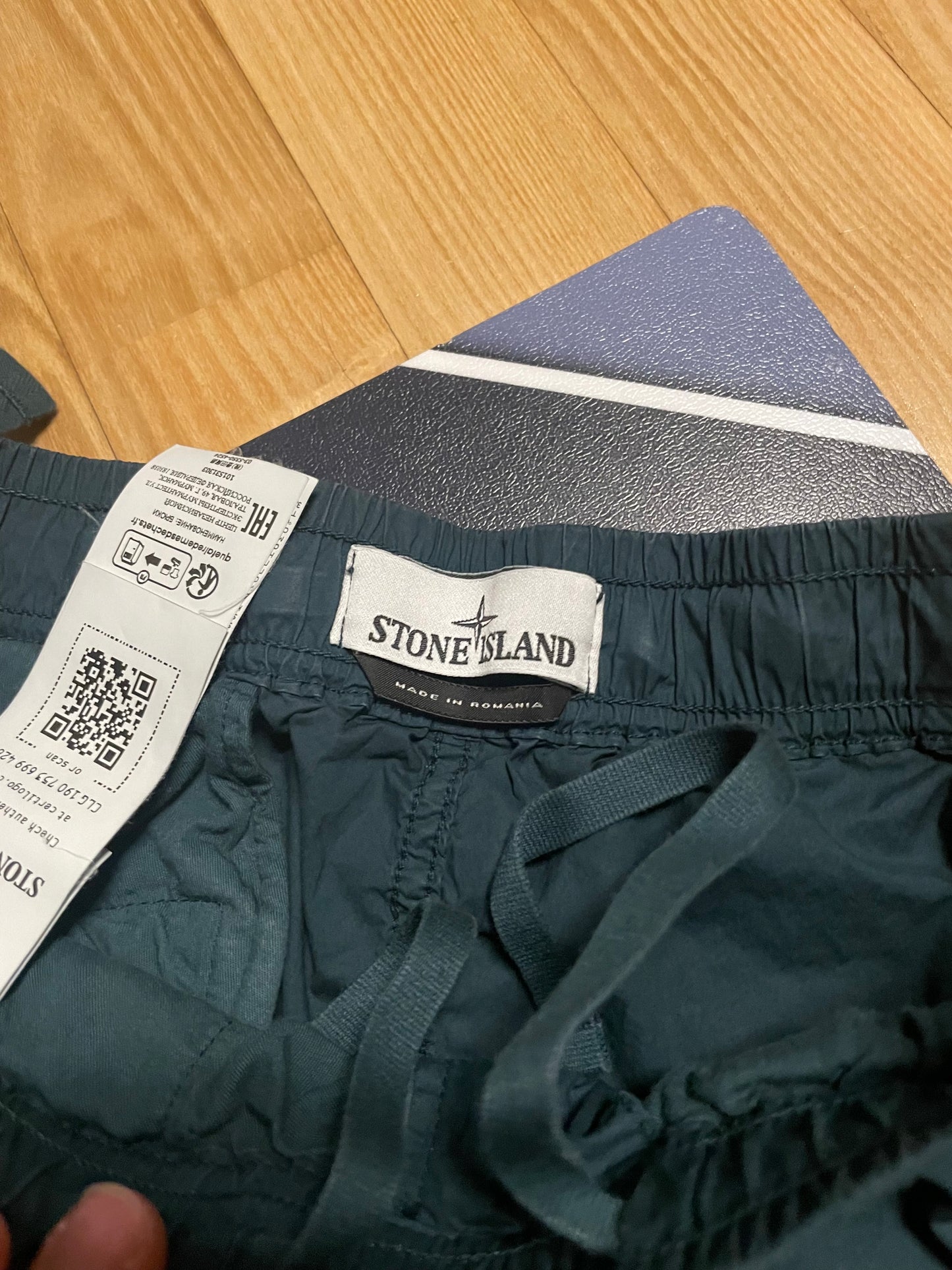 Stone Island Bottle Green Cargo Joggers  Type RE-T